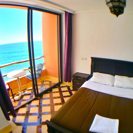 Bouad Seafront Apartments & Rooms Тагазут Номер фото