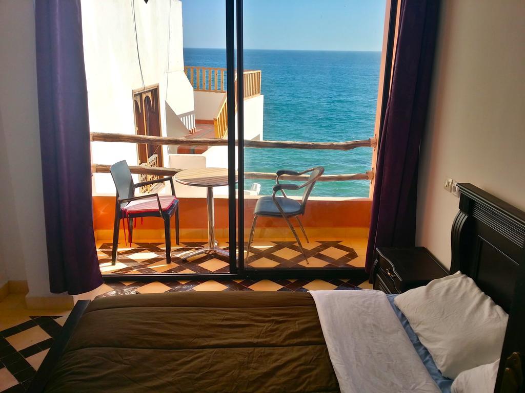 Bouad Seafront Apartments & Rooms Тагазут Номер фото
