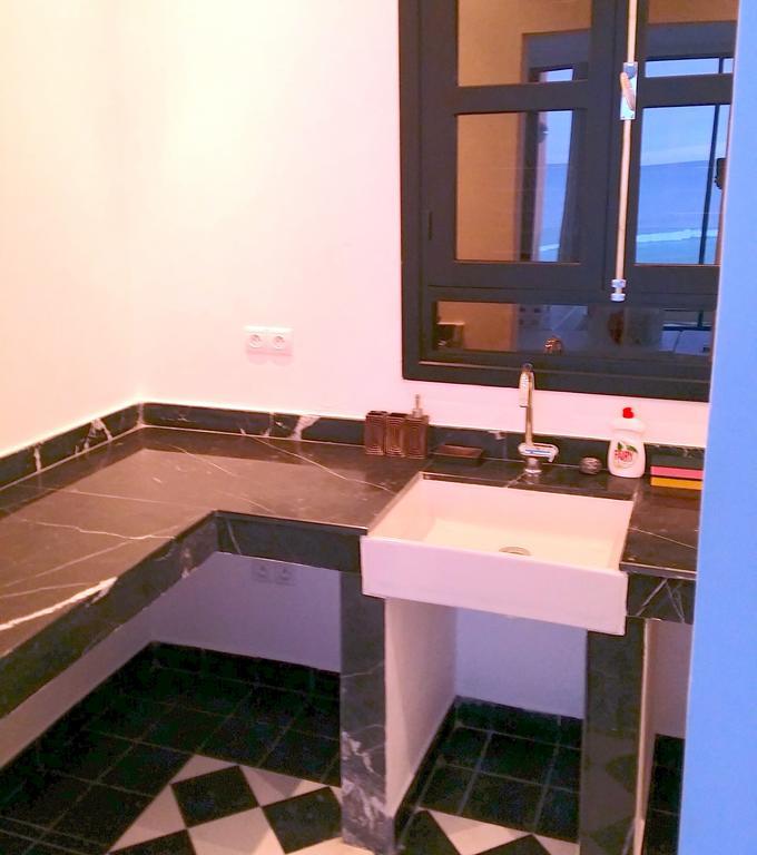 Bouad Seafront Apartments & Rooms Тагазут Номер фото