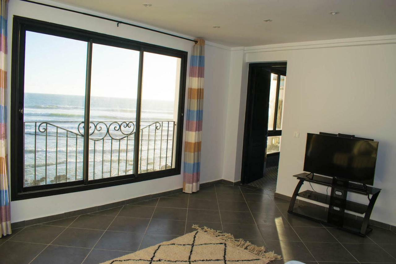 Bouad Seafront Apartments & Rooms Тагазут Экстерьер фото